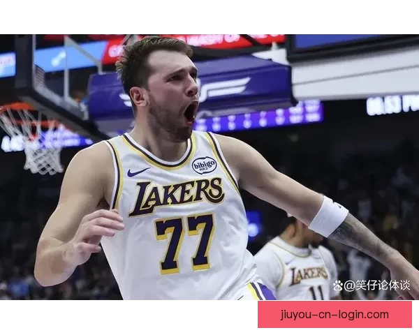 东契奇三节砍40分创湖人单赛季三分新纪录 里夫斯迎个人里程碑