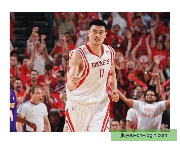 他在NBA的影响力堪比姚明 被誉为中国篮球的名片和全球代言人 他在NBA的影响力堪比姚明 被誉为中国篮球的名片和全球代言人